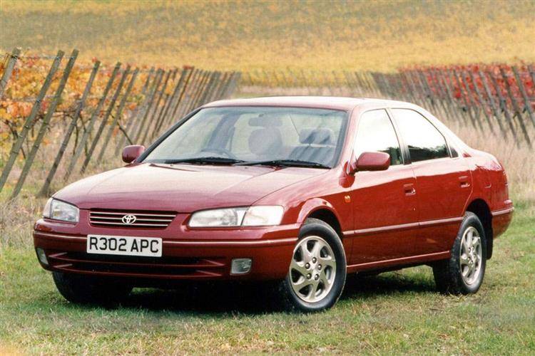2000 Toyota Camry Review