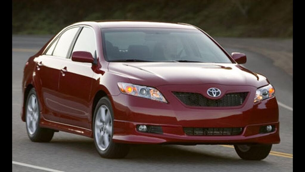 2007 Toyota Camry SE Review