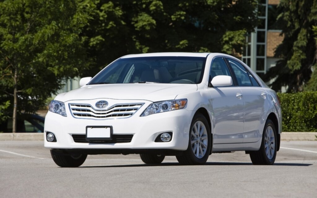 2011 Toyota Camry Review