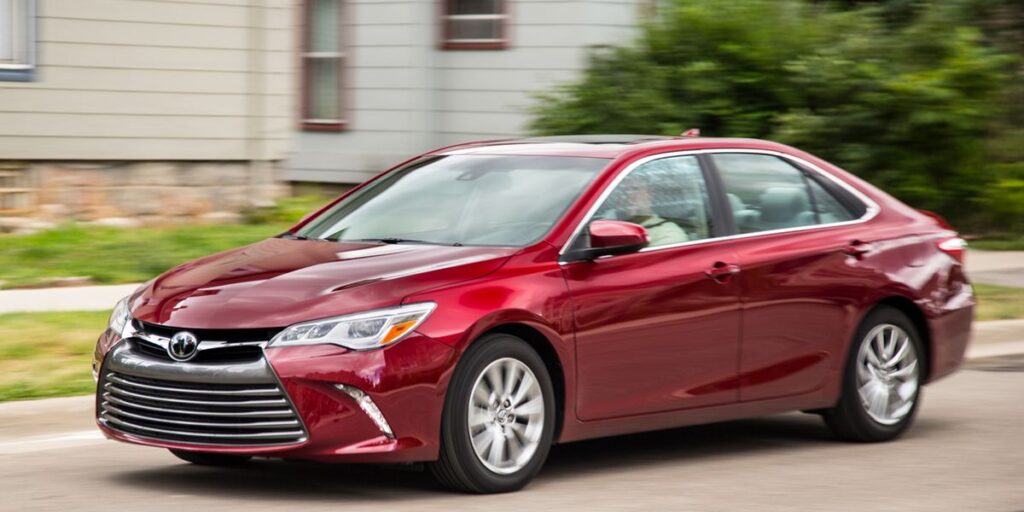 2016 Toyota Camry Review