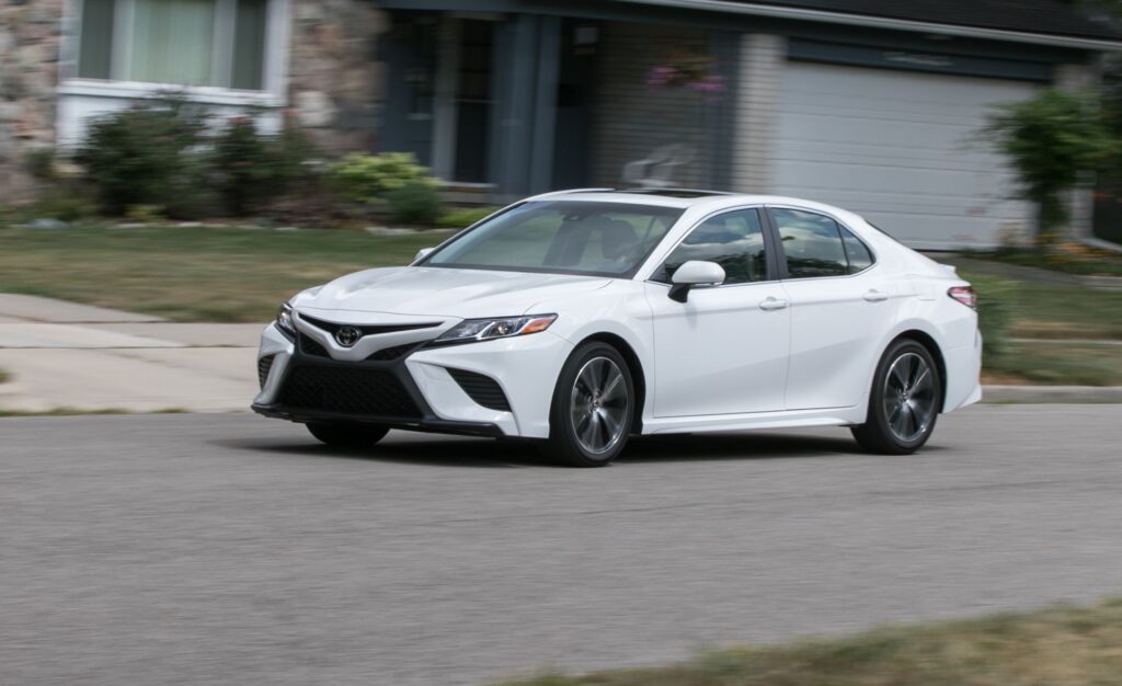 2018 Toyota Camry SE Review